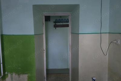 Apartament cu 2 camere semidecomandat în Micro 15 - 8