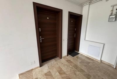 Oportunitate! Penthouse cu 4 camere+ terasa, in vila, Floresti - 2