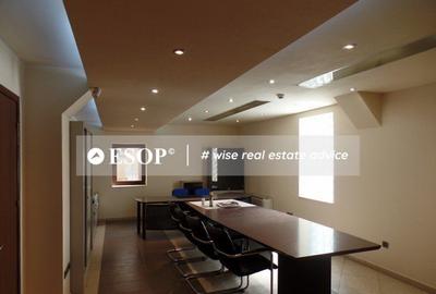 Spațiu comercial, de 1,511 mp, în Central - 8