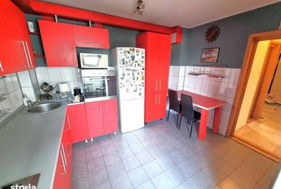 Pacurari-Moara de foc.ap.3camere.3balcoane,3 vederi,mobilat si utilat,et.5/8,81m Pacurari-Moara de foc.ap.3camere.3balcoane,3 vederi,mobilat si utilat,et.5/8,81m - 7