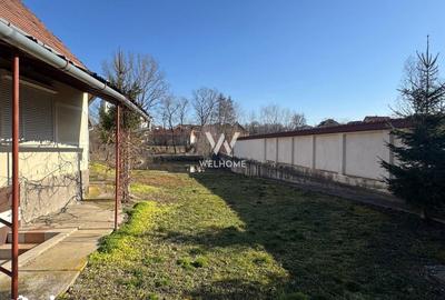 Casă cu 3 camere cu Teren 1500 Mp în Central - 1