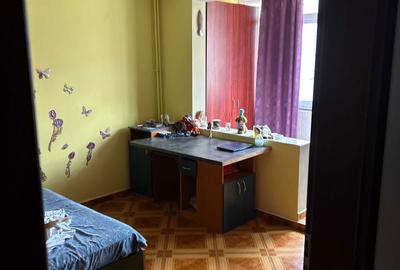 Apartament cu 3 camere decomandat în Central - 3
