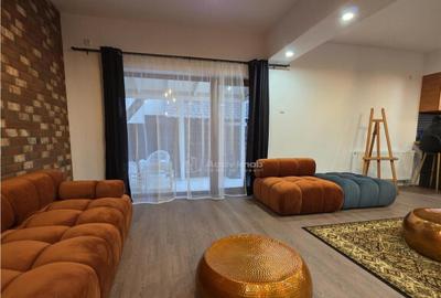 Casă cu 4 camere cu Teren 120 Mp în 1 Decembrie