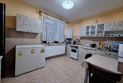 Apartament cu 2 camere decomandat, mobilat în Florești - 1