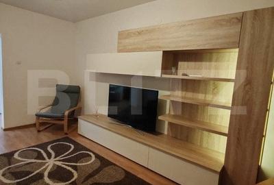 Apartament cu 3 camere decomandat, mobilat în Central - 1