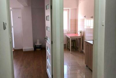 Garsonieră decomandată în Central - 2