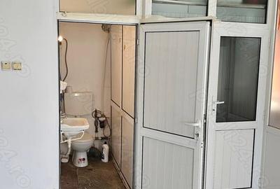 Spațiu comercial, de 50 mp, în Central - 5