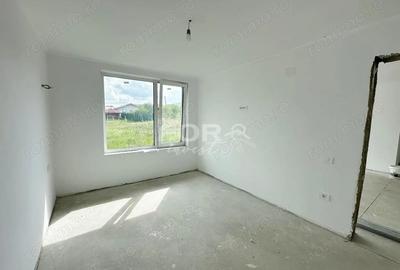 Casă cu 4 camere cu Teren 600 Mp în Paleu - 10