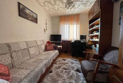 Apartament cu 4 camere decomandat în Păcurari - 3