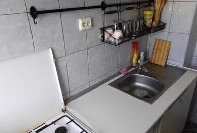 Garsonieră semidecomandată, mobilată în P-ța Muncii - 4