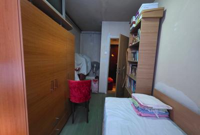Apartament cu 3 camere de vanzare in zona Drumul Taberei - Chilia Veche - 6
