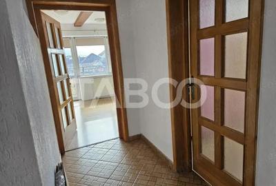 Apartament de inchiriat mutare imediata 100 mpu Strand Apartament de inchiriat mutare imediata 100 mpu Strand - 12