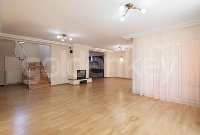 Vilă cu 5 camere | 2 garaje | 350mp gradina Vilă cu 5 camere | 2 garaje | 350mp gradina - 3