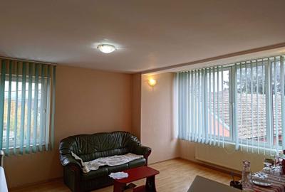 Apartament cu 2 camere decomandat în Central - 4