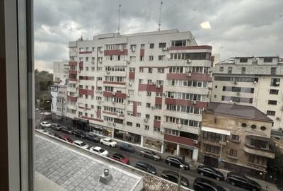 Apartament cu 2 camere de vanzare, 46 mp - bloc Perla, Șoseaua Ștefan cel Mare - 15