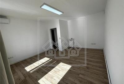 Spatiu comercial de 55 mpu - etajul 2 - Zona centrala - 5