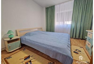 Apartament 3 camere de inchiriat, str Toamnei- Centrul Civic - 10