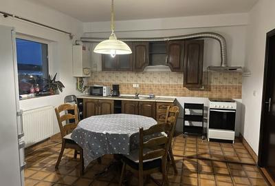 Apartament cu 4 camere nedecomandat, mobilat în Someșeni