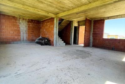 Casă cu 4 camere cu Teren 500 Mp în Sânmartin - 7