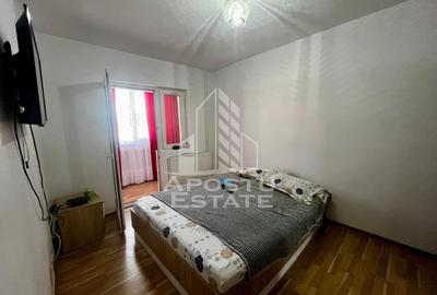 Apartament 3 camere,etaj 3,zona UMT - 5