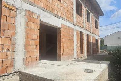 Casă cu 4 camere cu Canalizare în Prelungirea Ghencea - 4