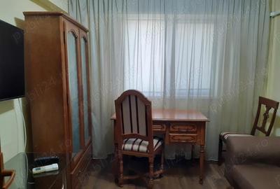 Apartament cu 3 camere decomandat în Barieră - 19