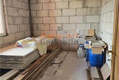 Casa de vanzare in Fundatura front 25m la E576/ 1C. - 33