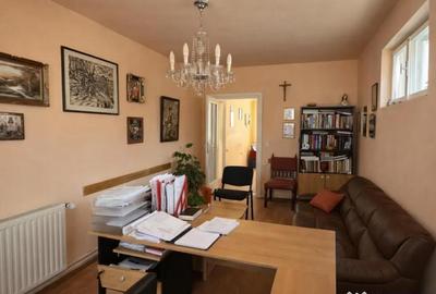 Spațiu comercial, de 126 mp, în Central