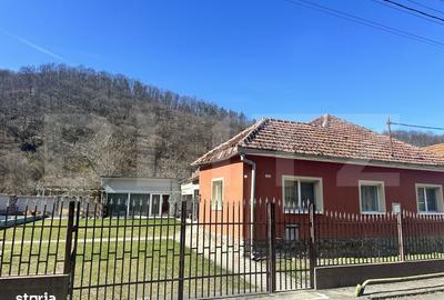 Casă cu 3 camere în Leșnic - 4