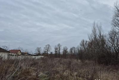 Teren de 1716 mp, în Central - 3