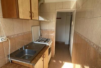 Apartament cu 2 camere semidecomandat în Craiovei - 3