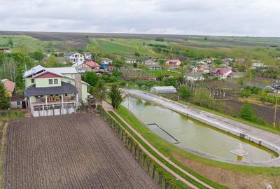 Casa / Vila cu 10 camere, de vanzare. Todireni, Botosani. - 7