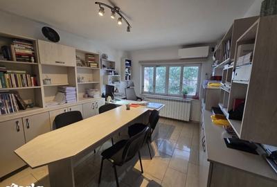 Spațiu comercial, de 50 mp, în Cetate