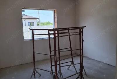 Casa de vanzare construc?ie 2024 pe teren de 500 mp.3 dormitoare 2 bai living incalzire pardoseala t - 4