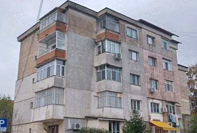 Ap 2 cam 68 mp decomandat zona bazzar la 1 minut de piata orizont - 1