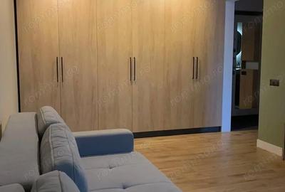 Garsonieră decomandată în Brâncoveanu