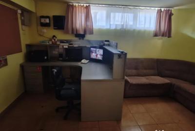 Spațiu comercial, de 118 mp, în Central - 7