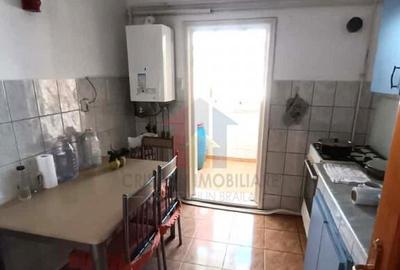 Apartament cu 2 camere decomandat în Radu Negru