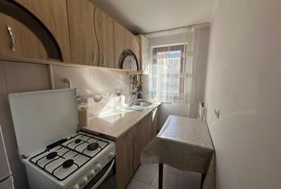 Apartament cu 2 camere semidecomandat, mobilat în Cugir - 6