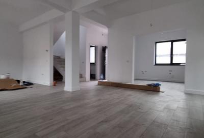 Casă individuală cu 5 camere cu Canalizare în Prelungirea Ghencea - 3