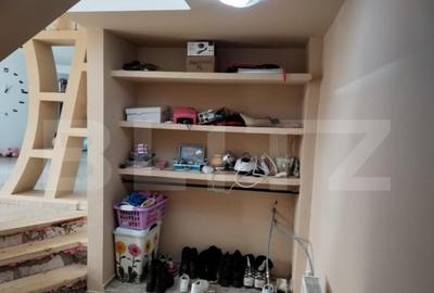 Casă cu 7 camere cu Teren 975 Mp în Central - 3