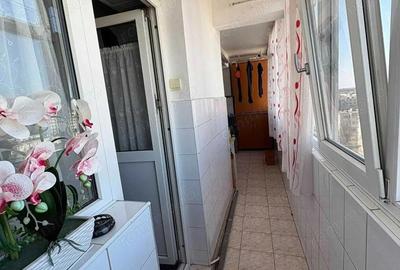 Apartament cu 3 camere decomandat în Micro 18 - 6