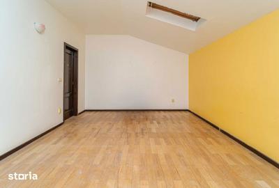 Casă cu 7 camere cu Teren 1495 Mp în Miroslava - 5