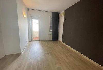 Parcul Circului, vila noua D+P+1+M, 9 camere, 380 mp, curte 180 mp, garaj 2 masi - 6