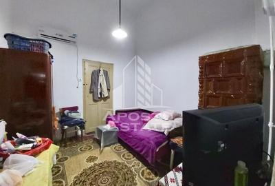 Apartament 3 camere cu vedere si balcon spre Piata Catedralei - 4