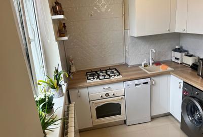 Apartament cu 2 camere decomandat în Vatra Luminoasă - 4