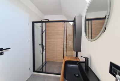 Imobil de exceptie, zona foarte buna. Prima inchiriere. Semimobilat, utilat. - 25