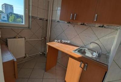 Vanzare Garsoniera (si boxa) - apropiere metrou Titan / C. Georgian - 7