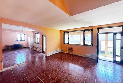 RECO Casa de renovat 202 mp util Biharia - 2