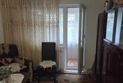 Apartament de vanzare - 3